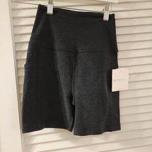 Beyond Yoga Black Bike Shorts Small NWT High Rise Pockets Athleisure